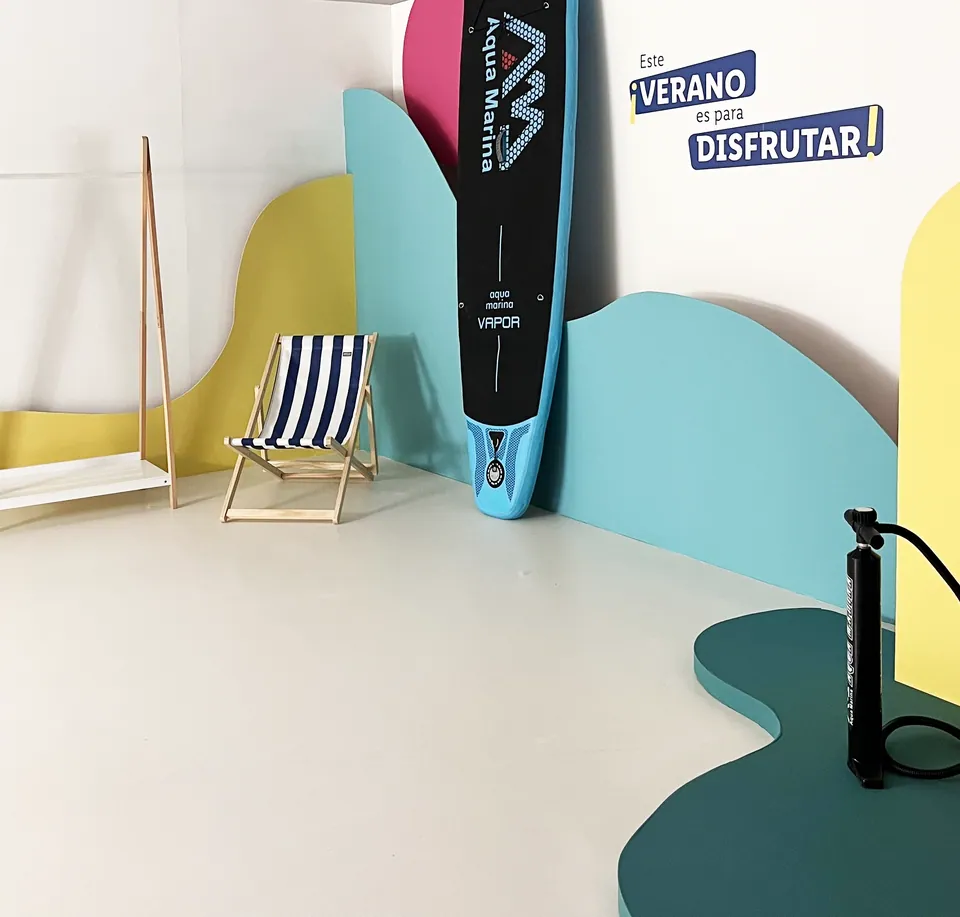 El set terminado, con la tabla de paddle surf.